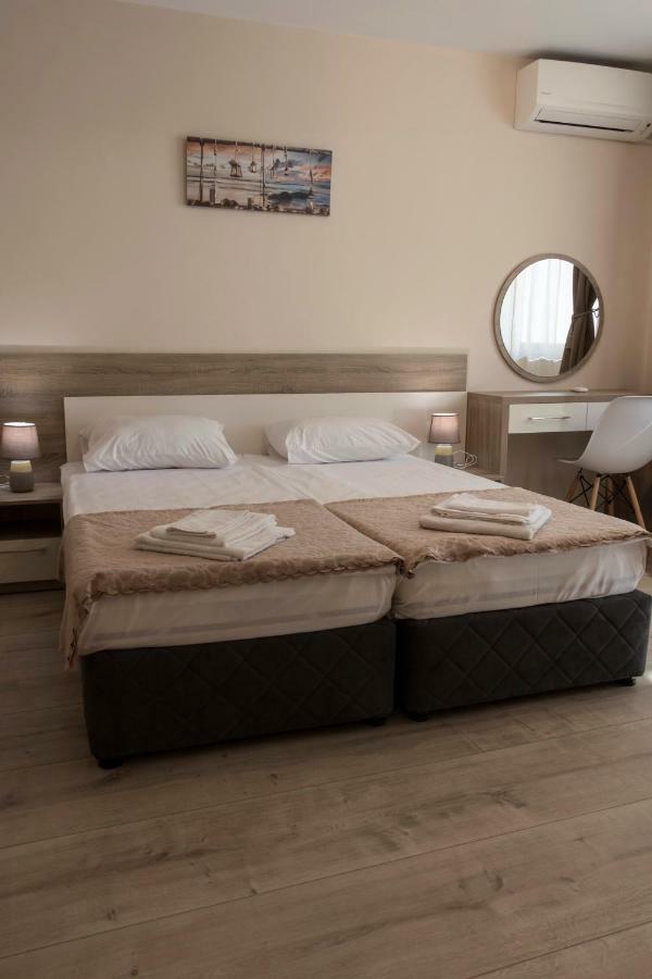 Margis Home Burgas Exterior foto